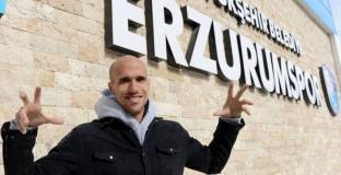 Официално: Обертан подписа Ерзурумспор 